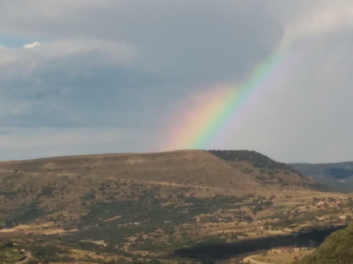 Casa Rural Caseta De L' Hort บีญาฟรังกา เดล ซิด ภายนอก รูปภาพ